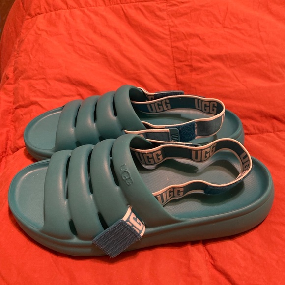 UGG Sandals, blue, very cute - Picture 2 of 4